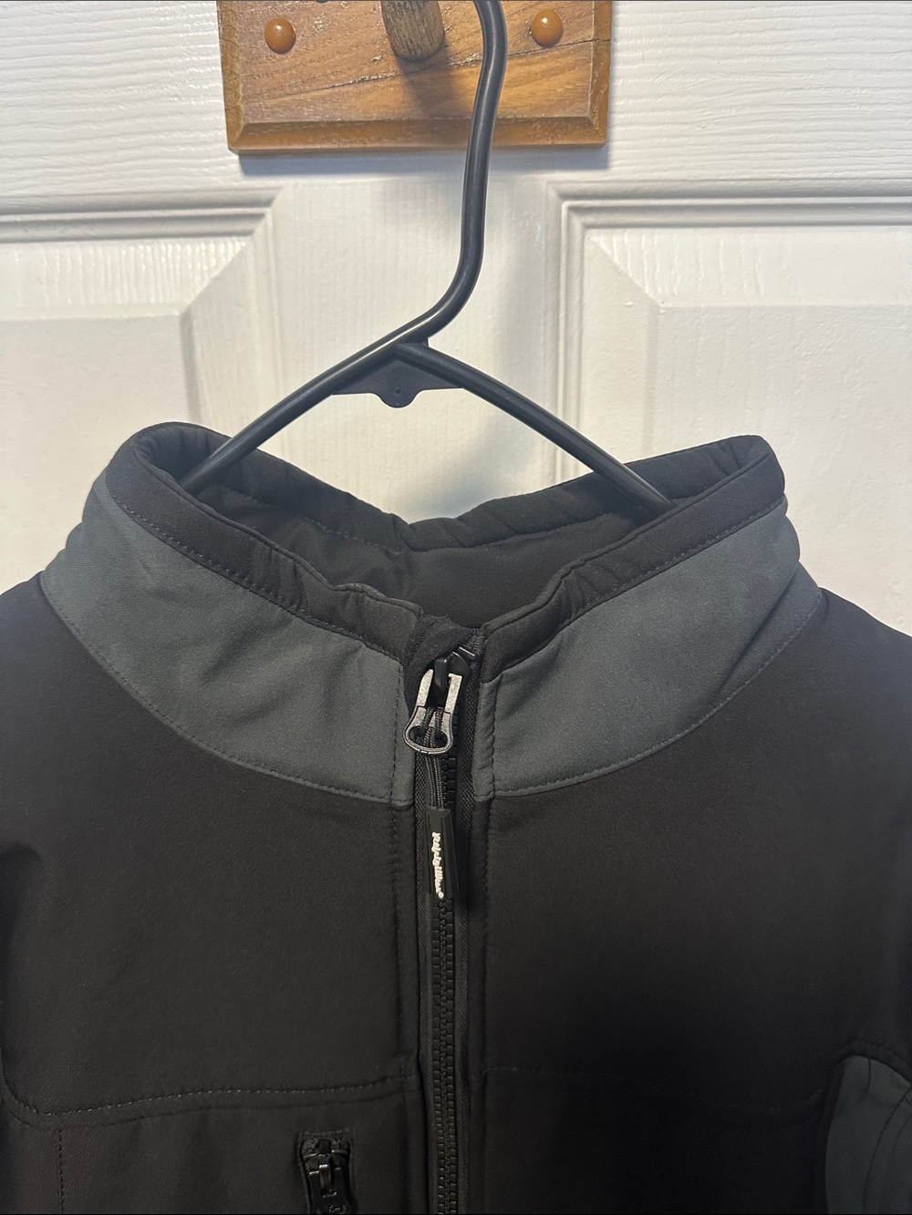Insulated Softshell Jacket - Picture 10 of 11